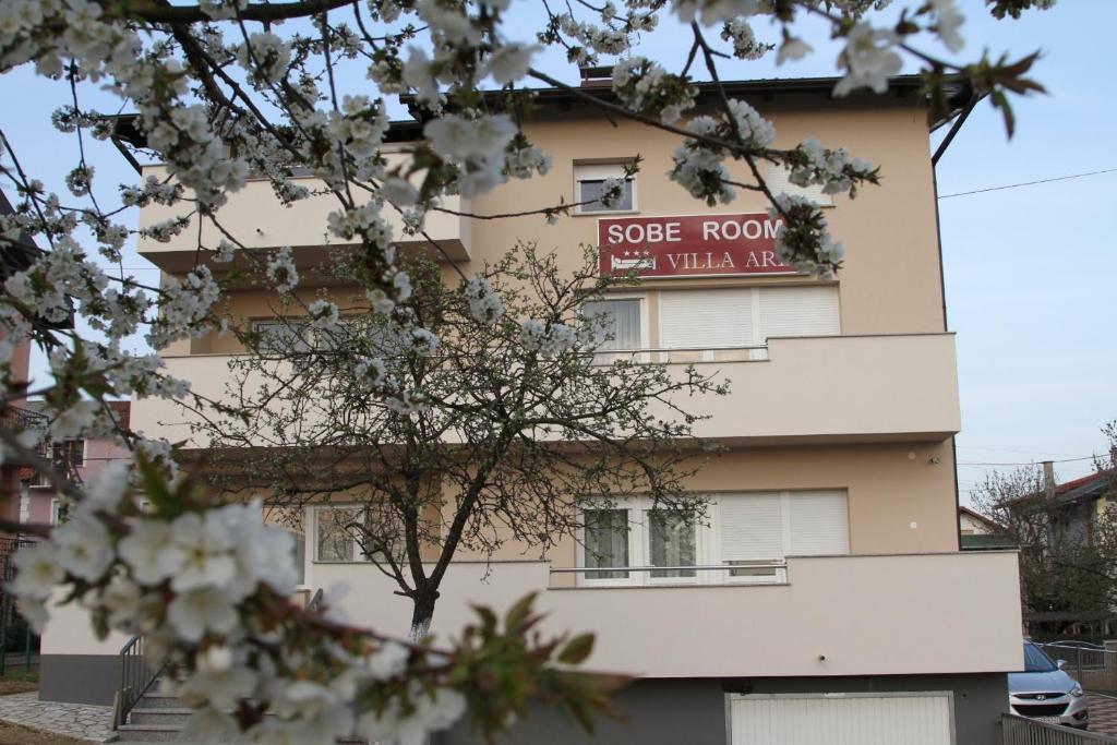 Rooms Villa Aria Sesvete Exterior foto
